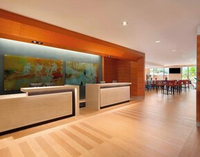 Delta Hotels by Marriott Anaheim Garden Grove