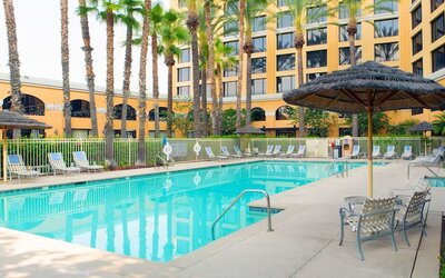 Delta Hotels by Marriott Anaheim Garden Grove