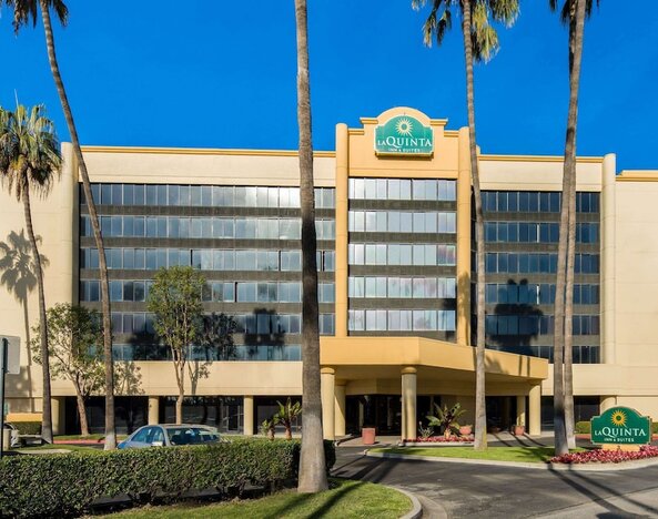 La Quinta Inn & Suites by Wyndham Buena Park