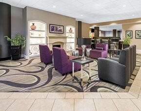 La Quinta Inn & Suites by Wyndham Buena Park