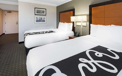 La Quinta Inn & Suites by Wyndham Buena Park