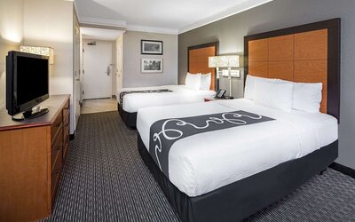 La Quinta Inn & Suites by Wyndham Buena Park