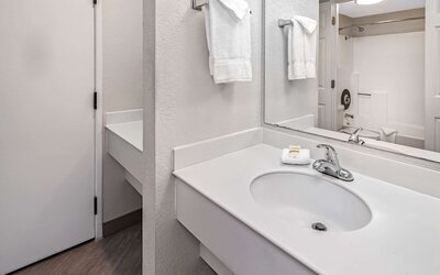 La Quinta Inn & Suites by Wyndham Buena Park