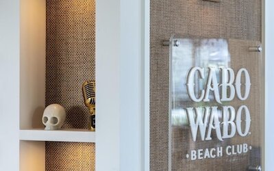 The Waterfront Beach Resort, A Hilton Hotel