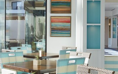 The Waterfront Beach Resort, A Hilton Hotel