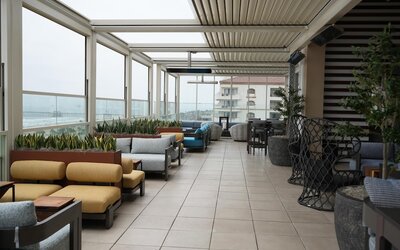 The Waterfront Beach Resort, A Hilton Hotel