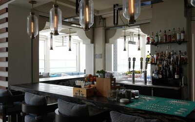 The Waterfront Beach Resort, A Hilton Hotel