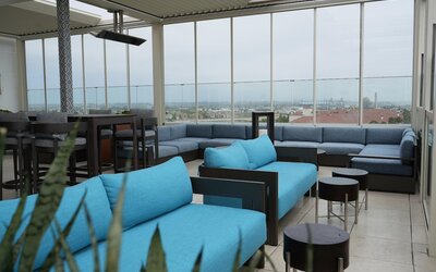 The Waterfront Beach Resort, A Hilton Hotel