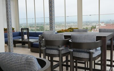 The Waterfront Beach Resort, A Hilton Hotel