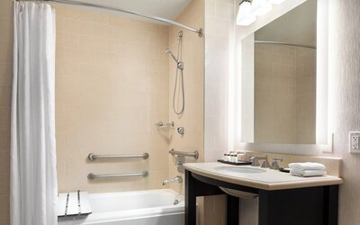 Sheraton Garden Grove-Anaheim South Hotel