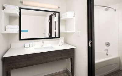 Hampton Inn & Suites Anaheim Garden Grove