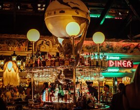 Lafayette Hotel & Club
