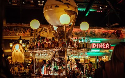 Lafayette Hotel & Club