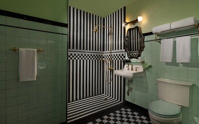Lafayette Hotel & Club