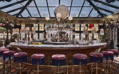Lafayette Hotel & Club