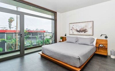 City24 Hotel Little Italy Mission Hills