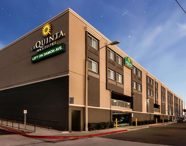 La Quinta Inn & Suites by Wyndham San Diego Mission Bay