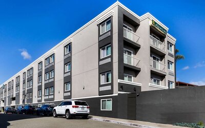 La Quinta Inn & Suites by Wyndham San Diego Mission Bay