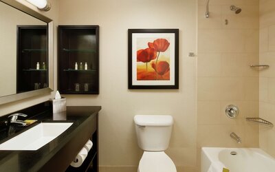 DoubleTree by Hilton San Diego - Hotel Circle