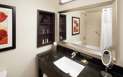 DoubleTree by Hilton San Diego - Hotel Circle