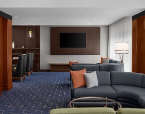 Courtyard by Marriott San Diego Central