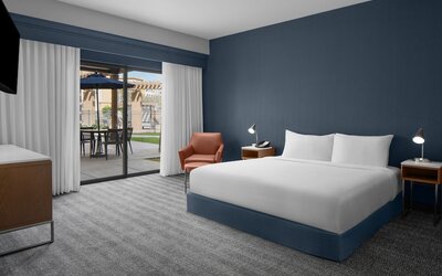 Courtyard by Marriott San Diego Central
