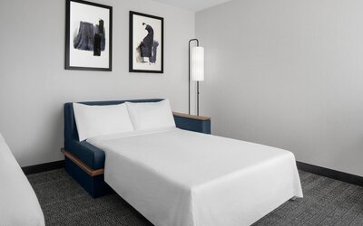 Courtyard by Marriott San Diego Central