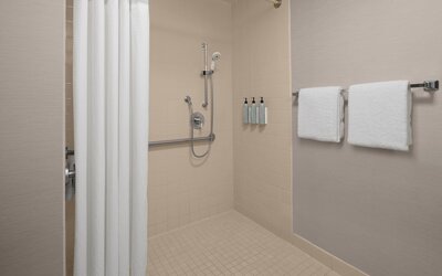 Courtyard by Marriott San Diego Central