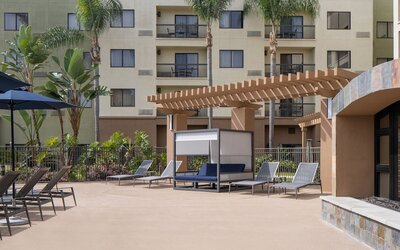 Courtyard by Marriott San Diego Central