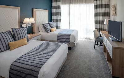 Bay Club Hotel & Marina