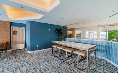Bay Club Hotel & Marina