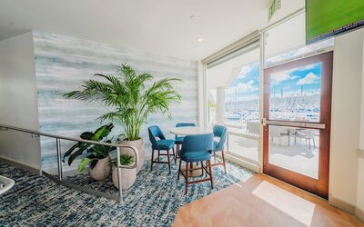 Bay Club Hotel & Marina