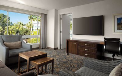 DoubleTree by Hilton San Diego - Del Mar