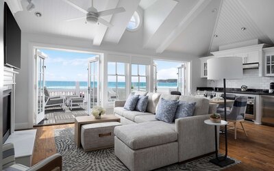 Beach Village at The Del, LXR Hotels & Resorts