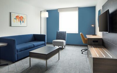 Holiday Inn Express Dallas Medical-Market Center by IHG