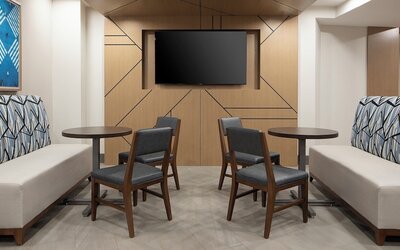 Holiday Inn Express Dallas Medical-Market Center by IHG
