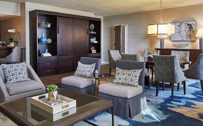 Renaissance Dallas Hotel