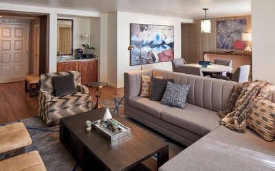 Renaissance Dallas Hotel