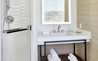 Renaissance Dallas Hotel