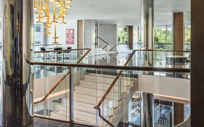 The Statler Dallas Curio Collection By Hilton