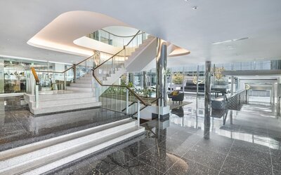 The Statler Dallas Curio Collection By Hilton