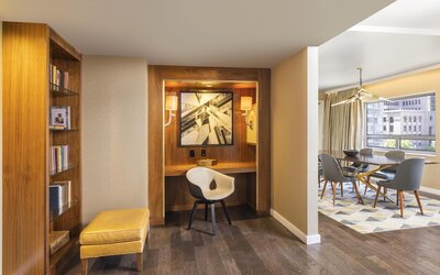 The Statler Dallas Curio Collection By Hilton