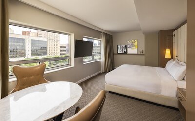 The Statler Dallas Curio Collection By Hilton