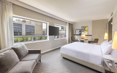 The Statler Dallas Curio Collection By Hilton