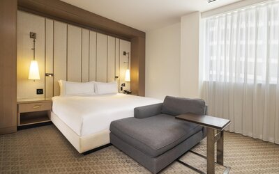 The Statler Dallas Curio Collection By Hilton