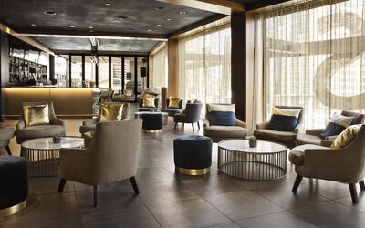 The Statler Dallas Curio Collection By Hilton