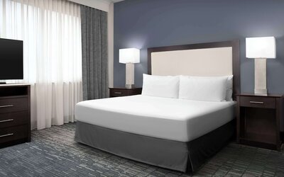 Homewood Suites by Hilton Dallas Downtown, TX