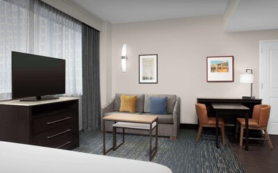 Homewood Suites by Hilton Dallas Downtown, TX
