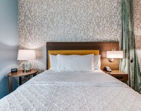 Home2 Suites by Hilton Dallas Medical District Lovefield