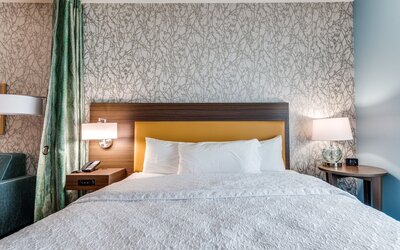 Home2 Suites by Hilton Dallas Medical District Lovefield